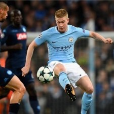 Sterling 5 minutes deux buts, Manchester City 3 jeu strie gagnante